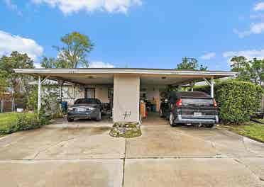 Affordable Sarasota Room