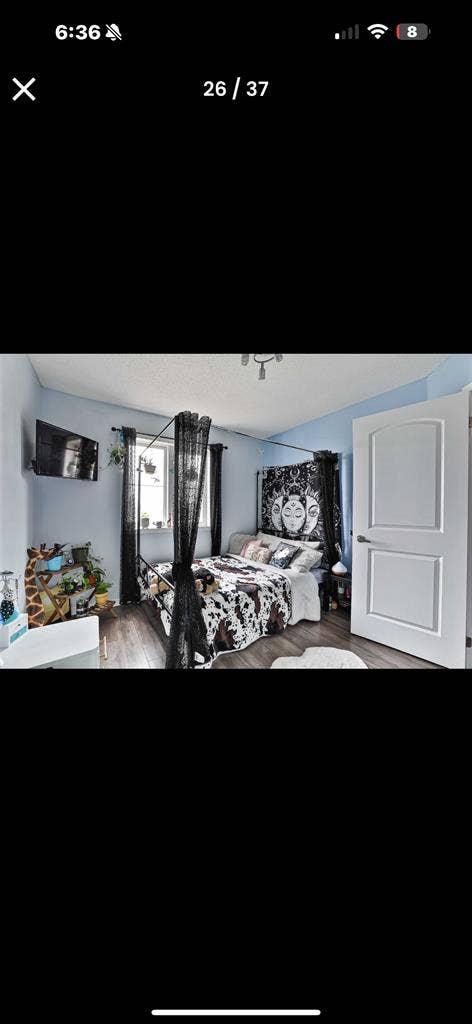 Private furnished room