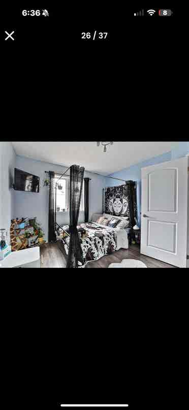 Private furnished room
