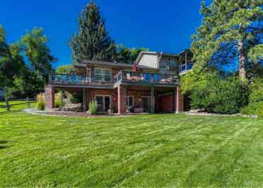 Basement Apartment w/ Private Patio