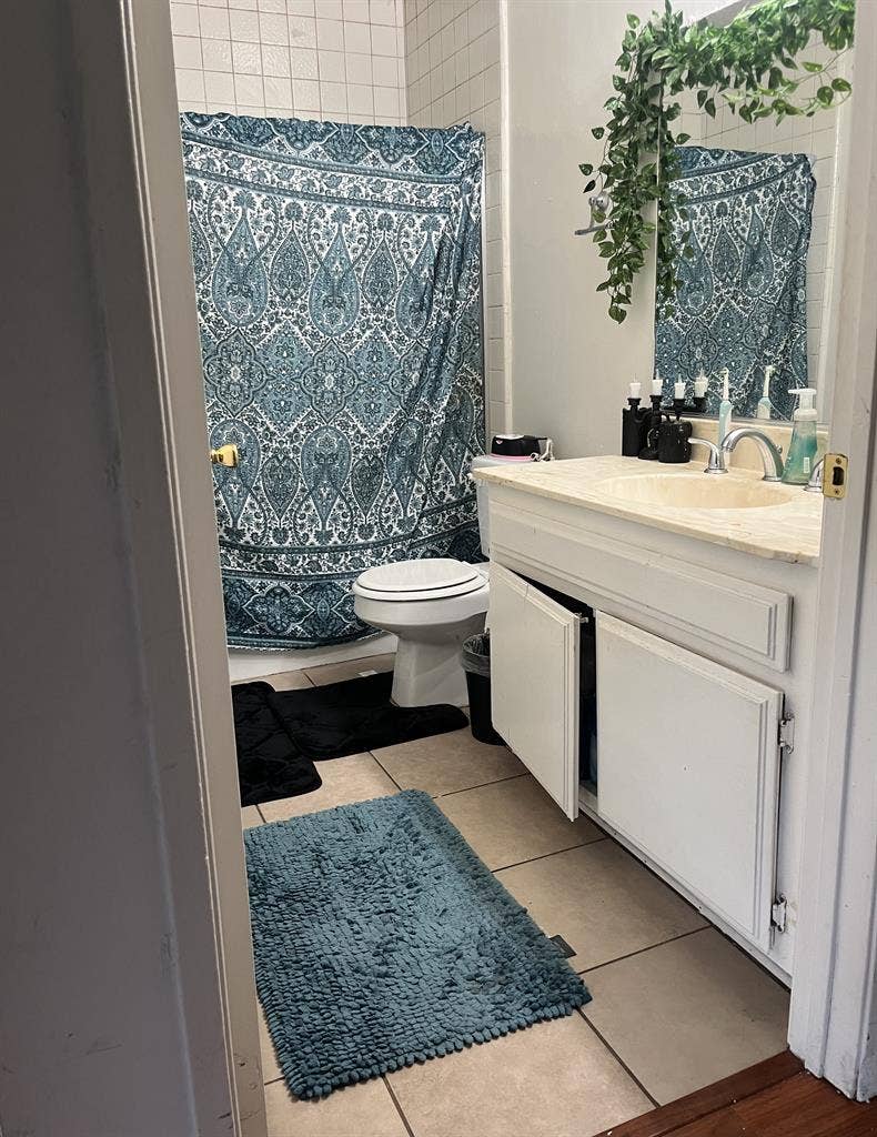 ✨ Spacious Room for Rent – $