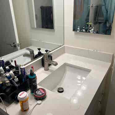 Spare room in 2 bdr apartment