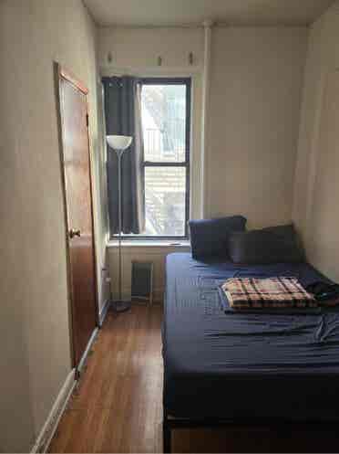 Upper Manhattan, room for Rent