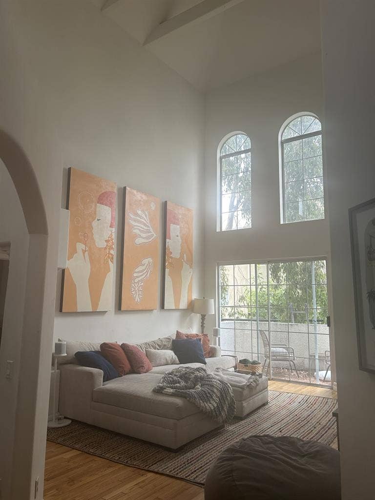 Private Room in Spacious Condo