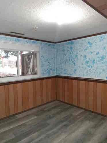 ROOM FOR RENT - NO DEPOSIT / CREDIT