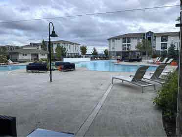 Apartment for relet at domain!!