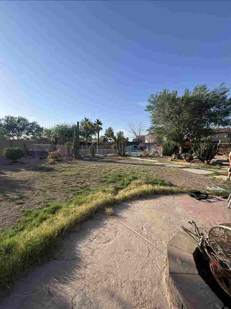 Room up for rent (Pool access)