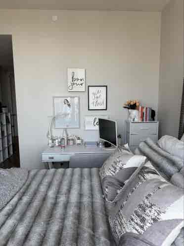 Master Bedroom w/ Private Bath