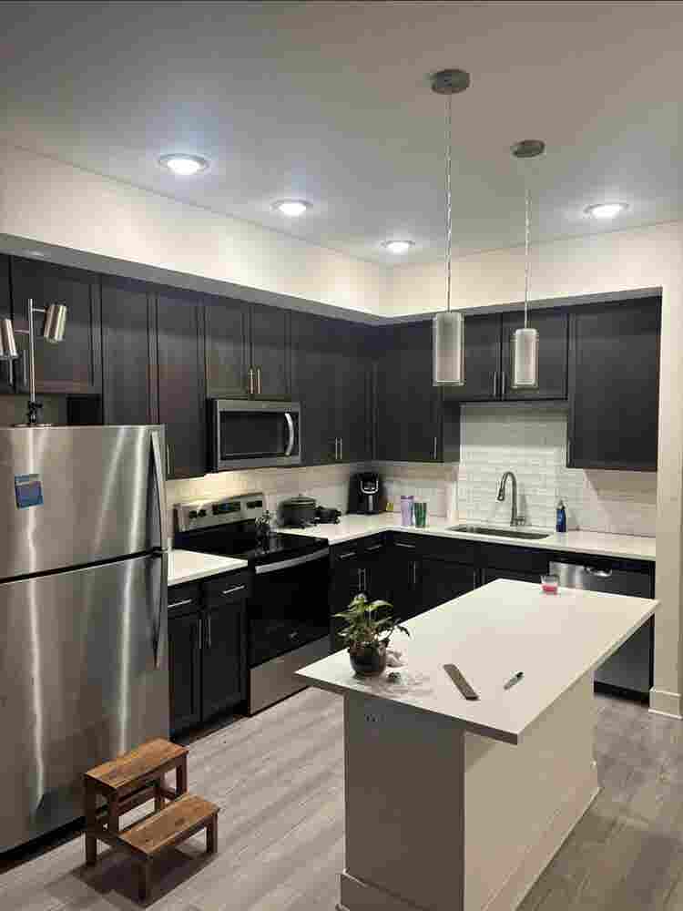 BrandNew Luxury Apartments pa
lmetto