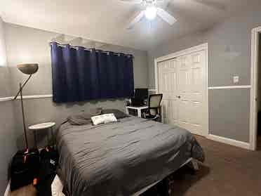 Furnished Room in Nice Neighborhood