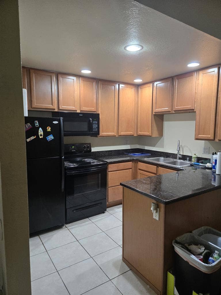 Looking for a roommate