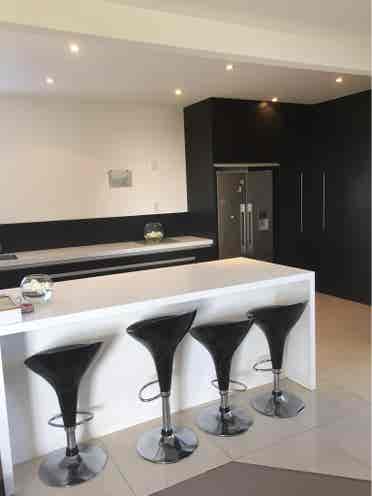 5 bedrooms plus office