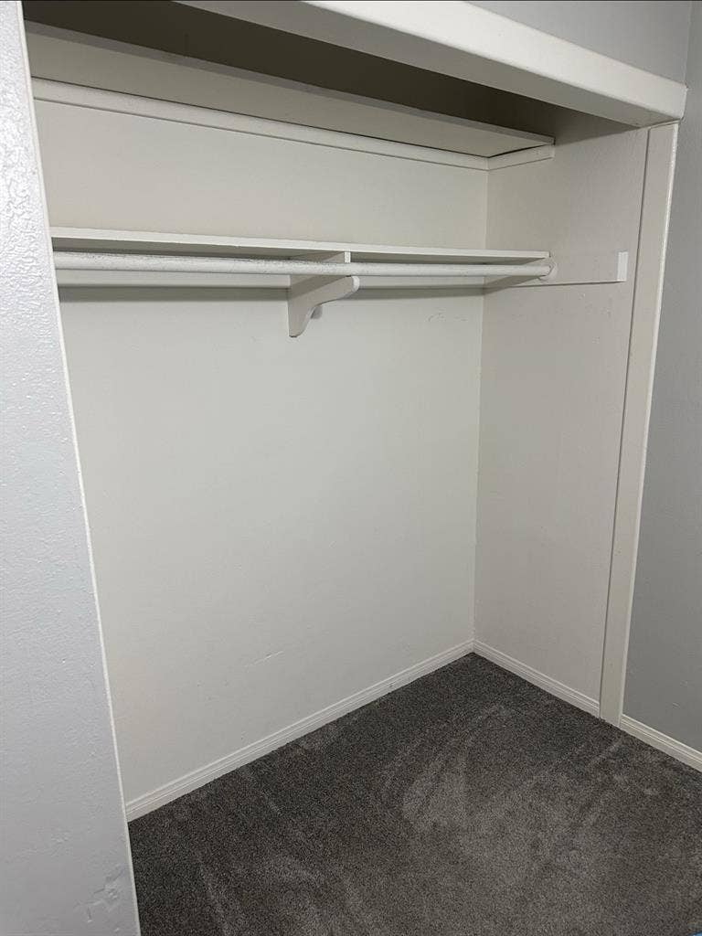 $-Room for rent in Riversidee