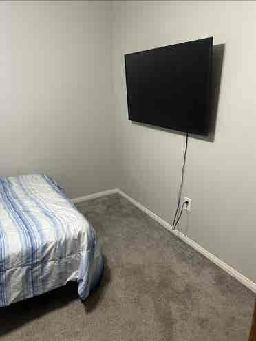 $-Room for rent in Riversidee