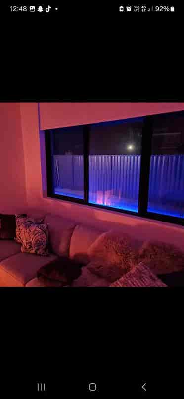 2 x fully furnished rooms available