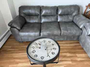 LIVING ROOM SOFABED_NO 
PRIVATE ROOM