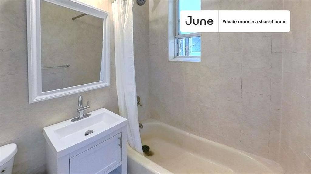 4 BR in New York City