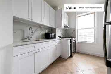 4 BR in New York City
