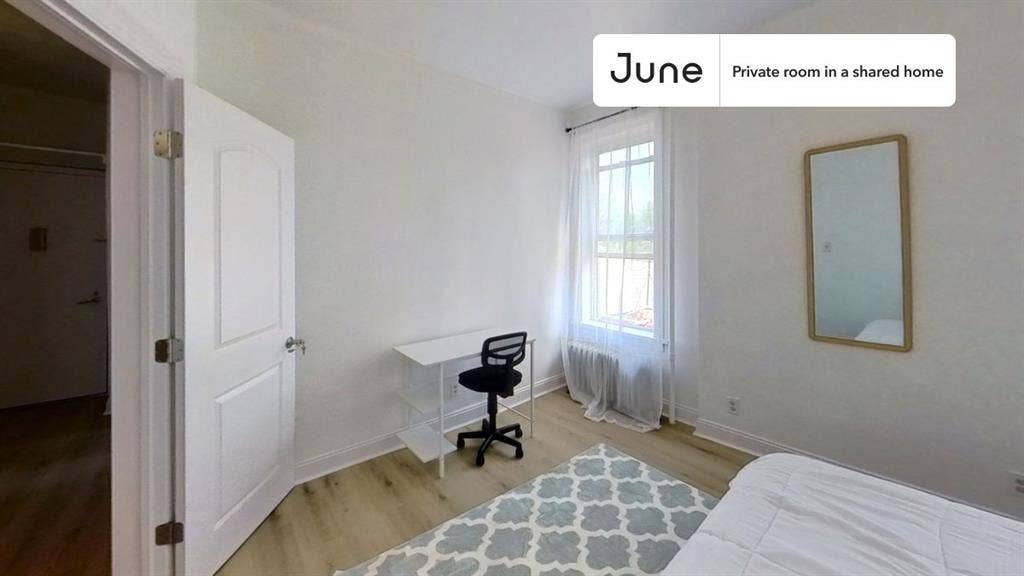 4 BR in New York City