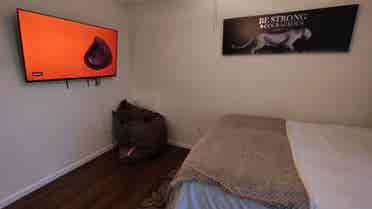 Rooms in Decatur available