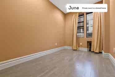 3 BR in New York City