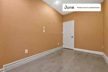 3 BR in New York City