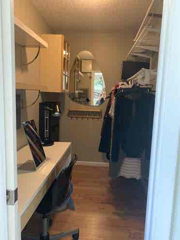PRIVATE room, bathroom, entrance