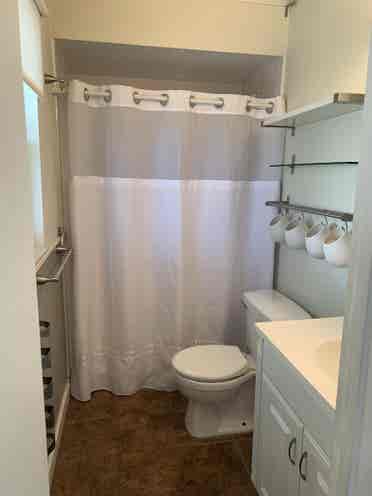 PRIVATE room, bathroom, entrance