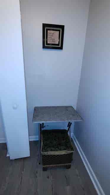 Master bedroom available downtown