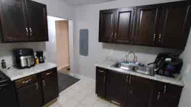 Master bedroom available downtown