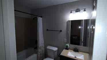 Master bedroom available downtown