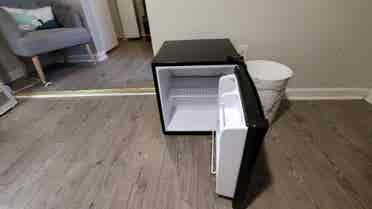 Master bedroom available downtown