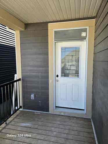 Brand New 4-Bedroom + Bonus Room