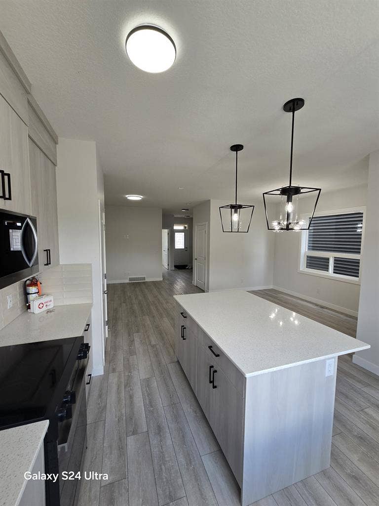 Brand New 4-Bedroom + Bonus Room