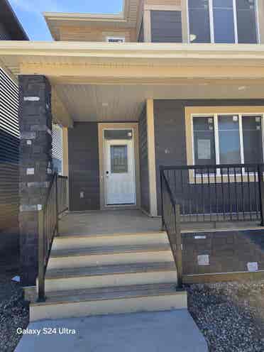 Brand New 4-Bedroom + Bonus Room