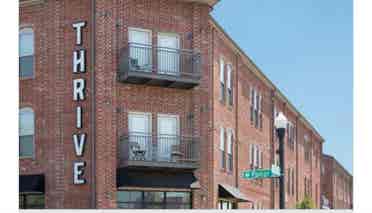 Roommate to share apartment