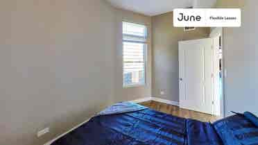3 BR in Chicago