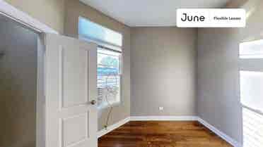 3 BR in Chicago