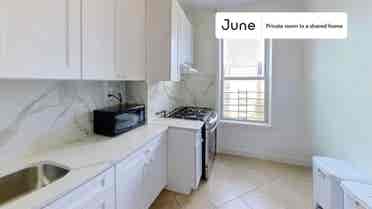 4 BR in New York City
