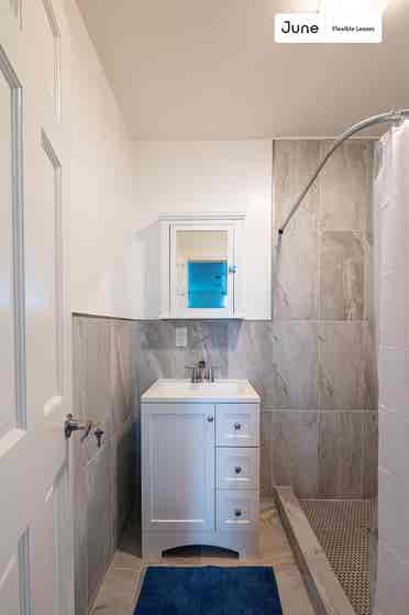 3 BR in New York City
