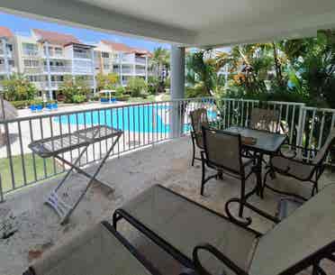 Waterfront 1br apartment