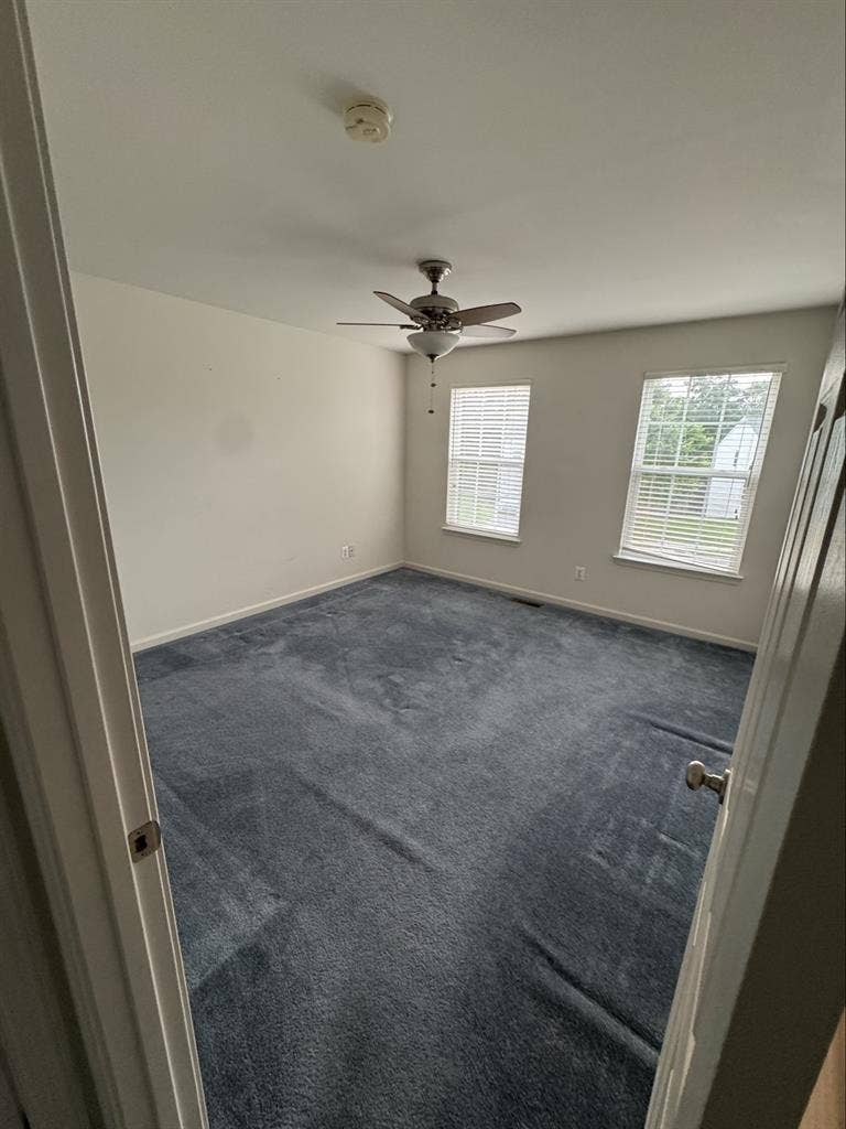 Private Room For Rent/ Shared Bath