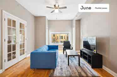 3 BR in Chicago