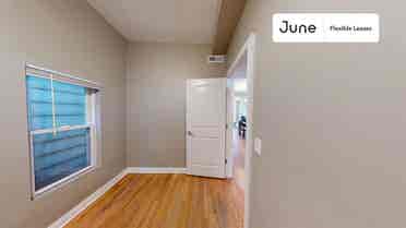 3 BR in Chicago