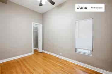 3 BR in Chicago