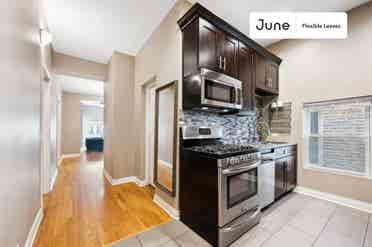3 BR in Chicago
