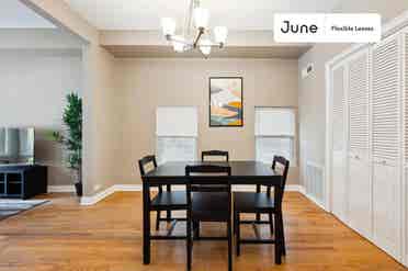 3 BR in Chicago