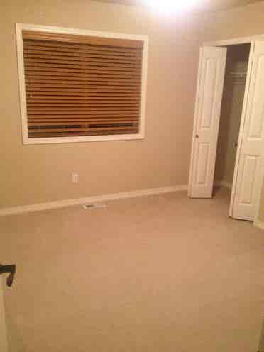 Flat rate! Includes utilities/WIFI
