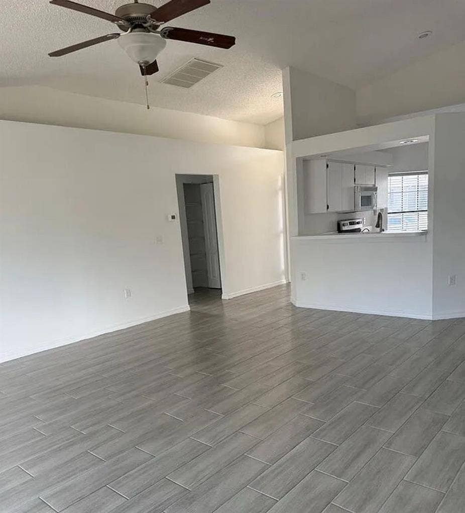 BEAUTIFUL HOUSE FOR RENT