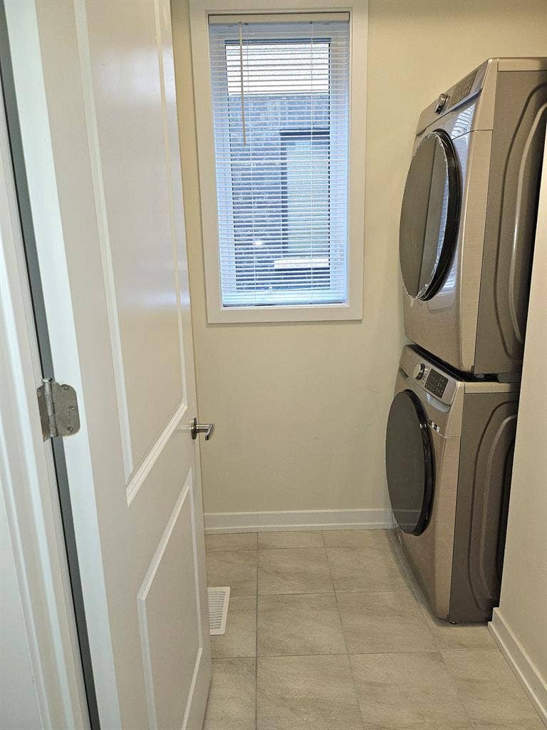 Bright Furnished Room for Rent